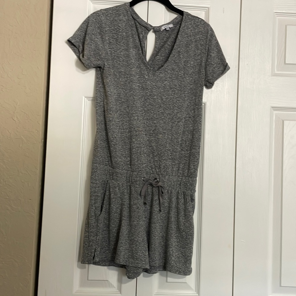 Z supply grey short sleeve romper with pockets